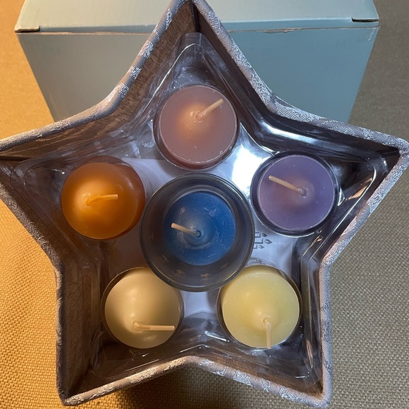 PartyLite Platinum Star Gift Set, 6 scented candles & glass holder in Box - Picture 4 of 8